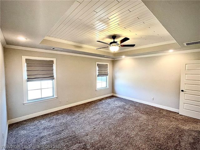 8505 Stoneshire Drive, Fort Smith, AR 72916