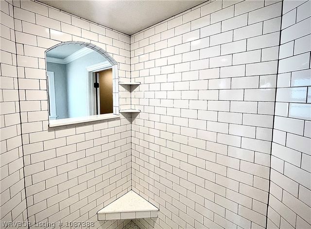 8505 Stoneshire Drive, Fort Smith, AR 72916