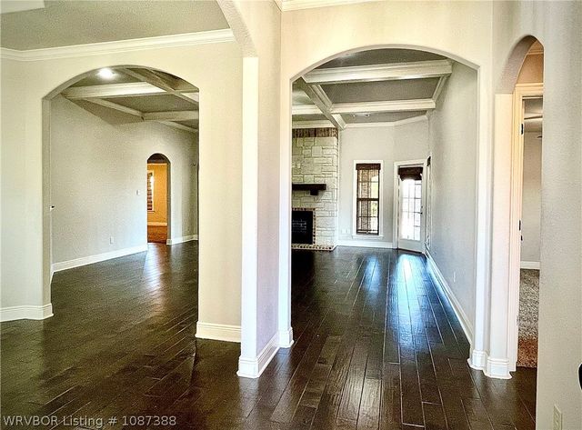 8505 Stoneshire Drive, Fort Smith, AR 72916