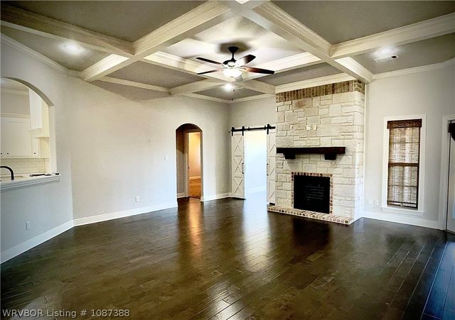 8505 Stoneshire Drive, Fort Smith, AR 72916