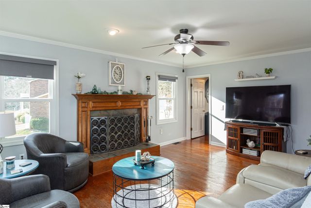 102 Yorkshire Drive, Anderson, SC 29625