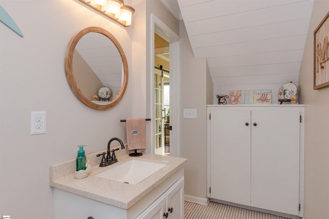 102 Yorkshire Drive, Anderson, SC 29625