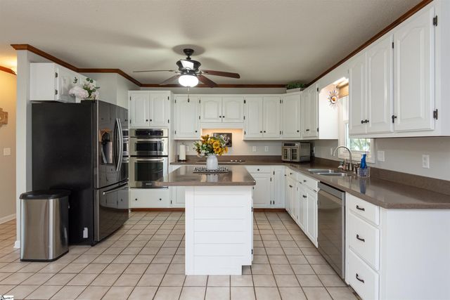 102 Yorkshire Drive, Anderson, SC 29625