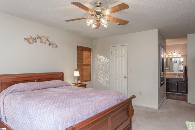 102 Yorkshire Drive, Anderson, SC 29625