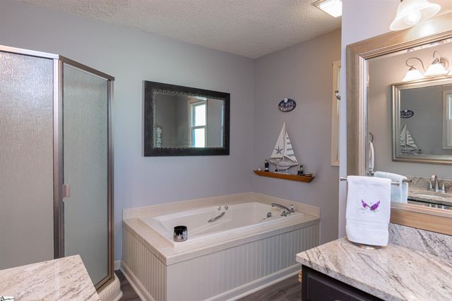 102 Yorkshire Drive, Anderson, SC 29625