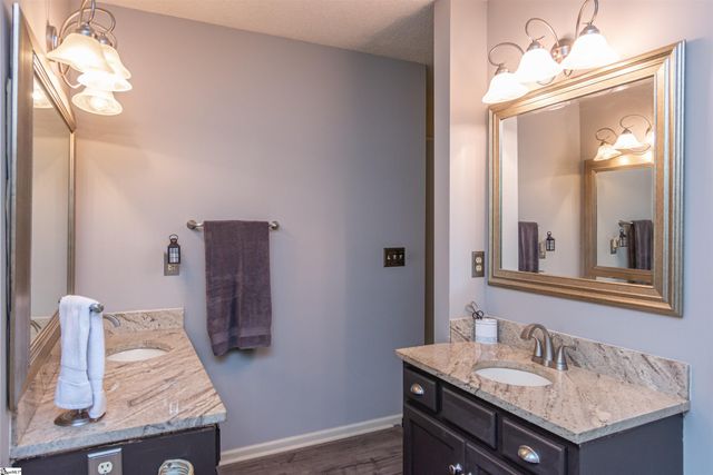 102 Yorkshire Drive, Anderson, SC 29625