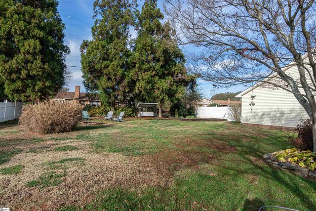 102 Yorkshire Drive, Anderson, SC 29625