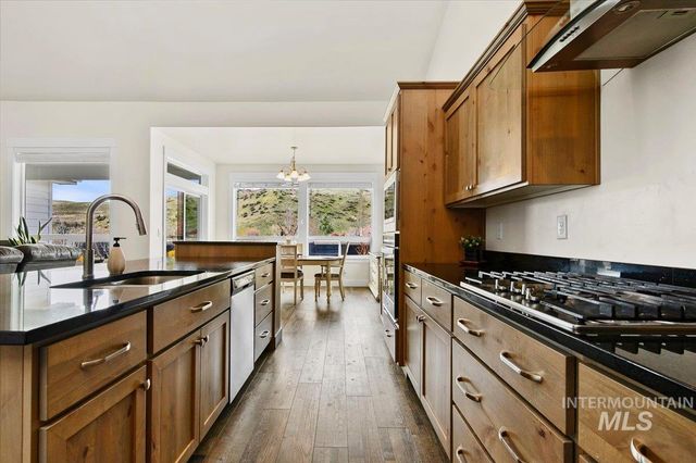 20367 N Glenisla Avenue, Boise, ID 83714