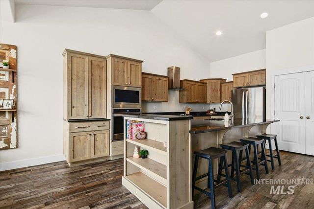 20367 N Glenisla Avenue, Boise, ID 83714