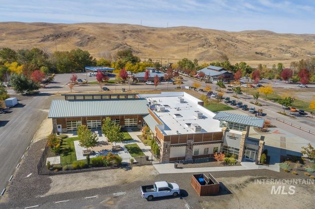 20367 N Glenisla Avenue, Boise, ID 83714