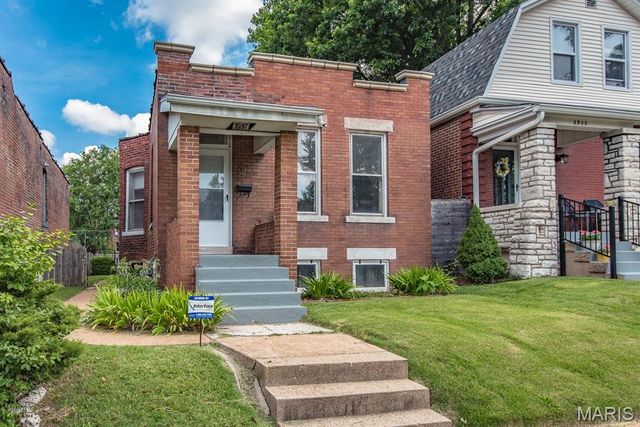 3957 Humphrey Street, St Louis, MO 63116