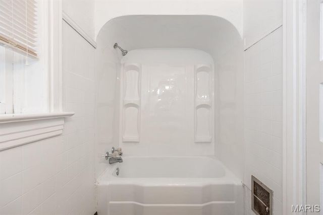 3957 Humphrey Street, St Louis, MO 63116