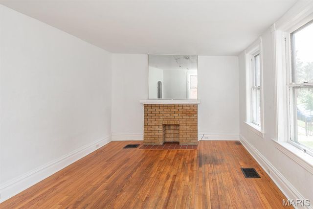 3957 Humphrey Street, St Louis, MO 63116