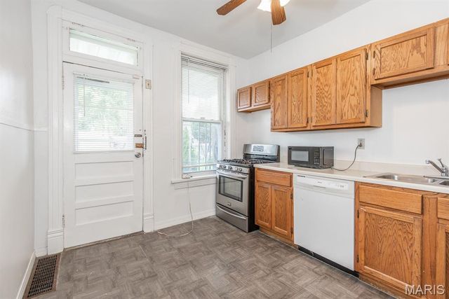 3957 Humphrey Street, St Louis, MO 63116