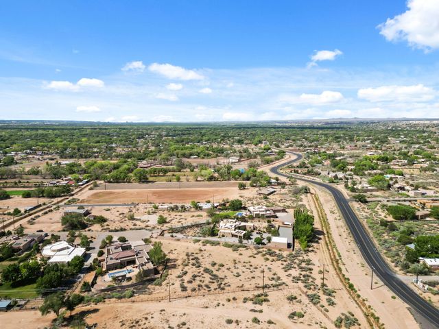118 Stella Lane, Corrales, NM 87048
