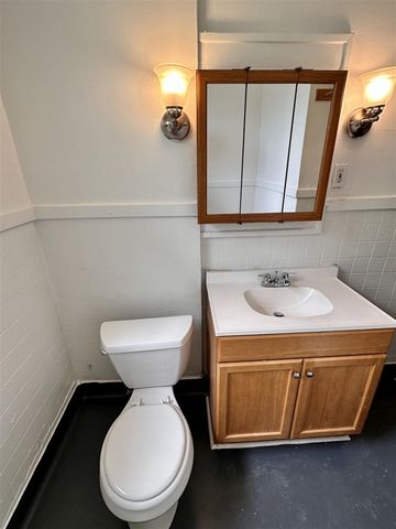 14028 Faircrest Street, Detroit, MI 48205