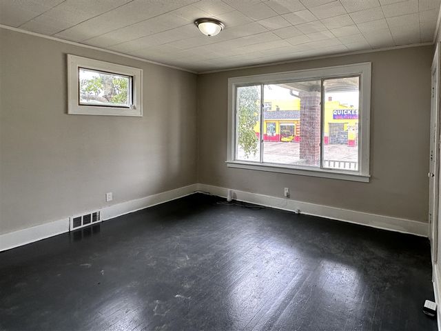 14028 Faircrest Street, Detroit, MI 48205