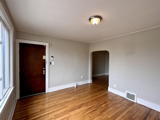 14028 Faircrest Street, Detroit, MI 48205