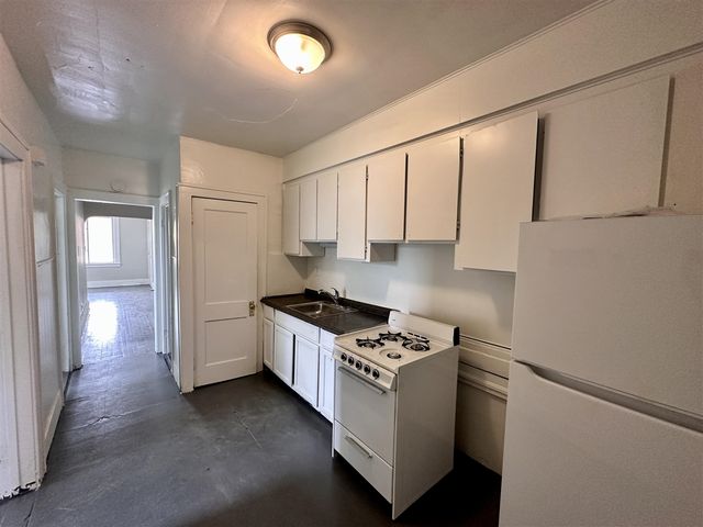 14028 Faircrest Street, Detroit, MI 48205