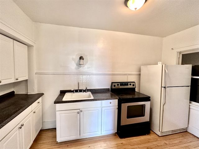 14028 Faircrest Street, Detroit, MI 48205