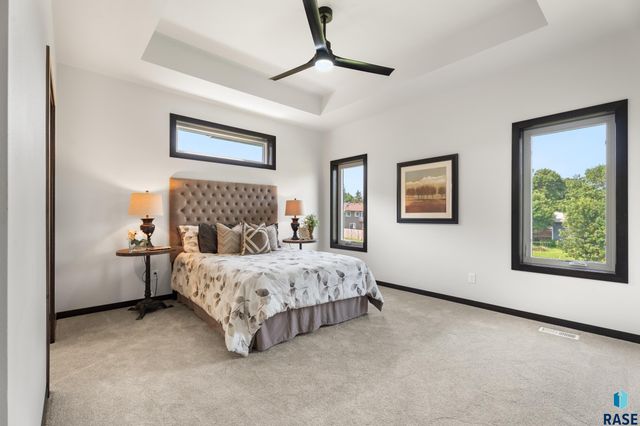 1115 S Foss Ave Avenue, Sioux Falls, SD 57110