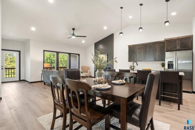 1115 S Foss Ave Avenue, Sioux Falls, SD 57110