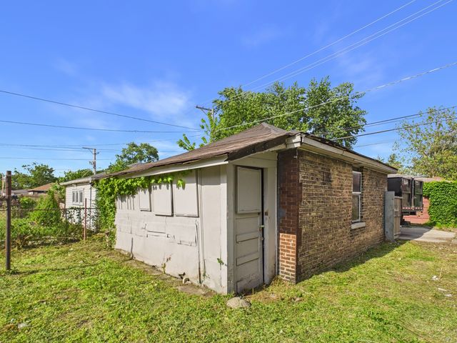 8607 S King Drive, Chicago, IL 60619