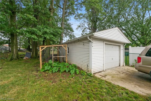 26850 Gary Avenue, Euclid, OH 44132