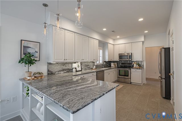 12401 Morgans Glen Cir, Glen Allen, VA 23059