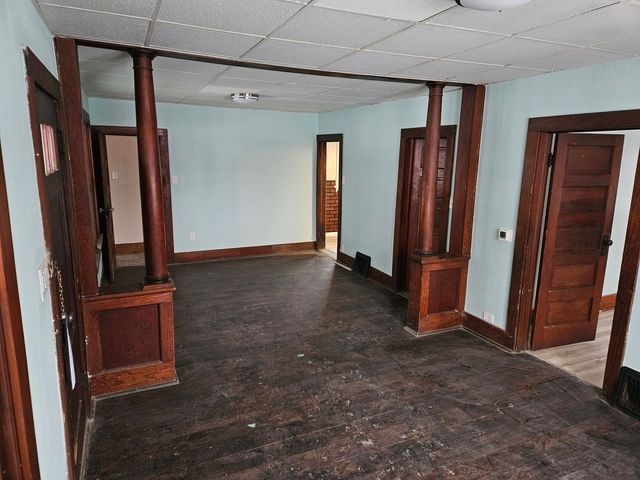 1319 E 37th Street, Des Moines, IA 50317