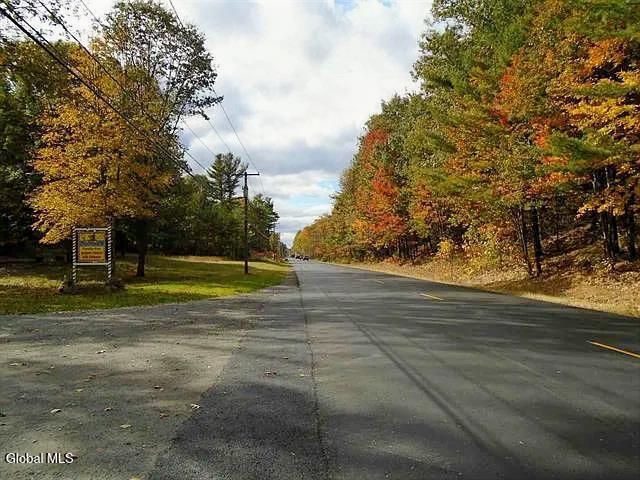 588 Lake Avenue, Saratoga Springs, NY 12866