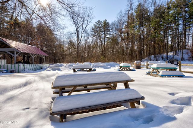 588 Lake Avenue, Saratoga Springs, NY 12866