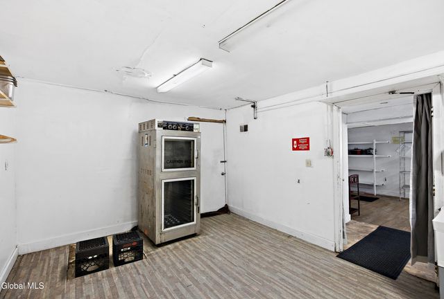 588 Lake Avenue, Saratoga Springs, NY 12866