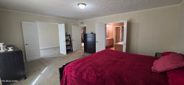 236 Loggers Lane, Clinton, TN 37716