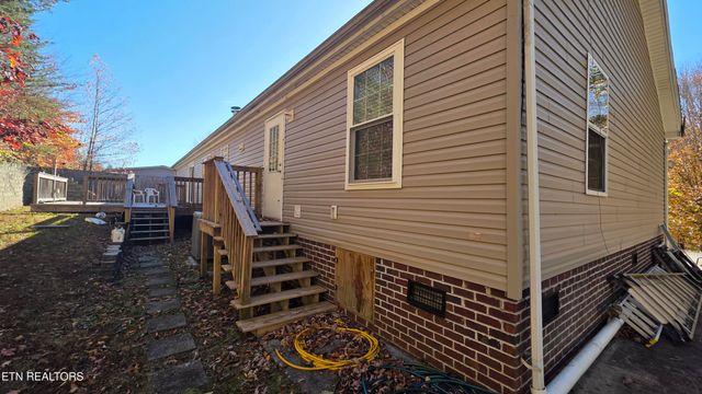 236 Loggers Lane, Clinton, TN 37716