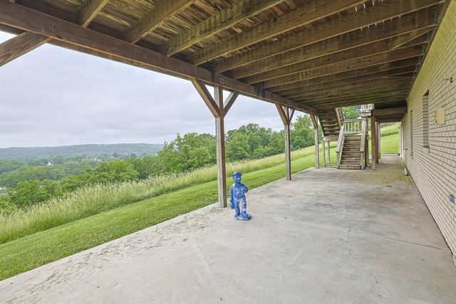 395 Reservoir Hill Road, Falmouth, KY 41040