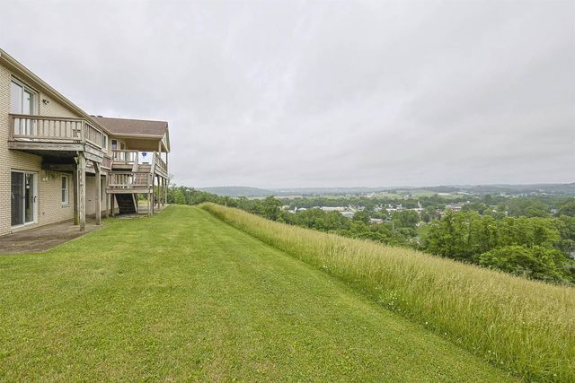 395 Reservoir Hill Road, Falmouth, KY 41040