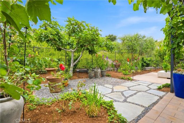 41 Ocaso Street, Rancho Mission Viejo, CA 92694