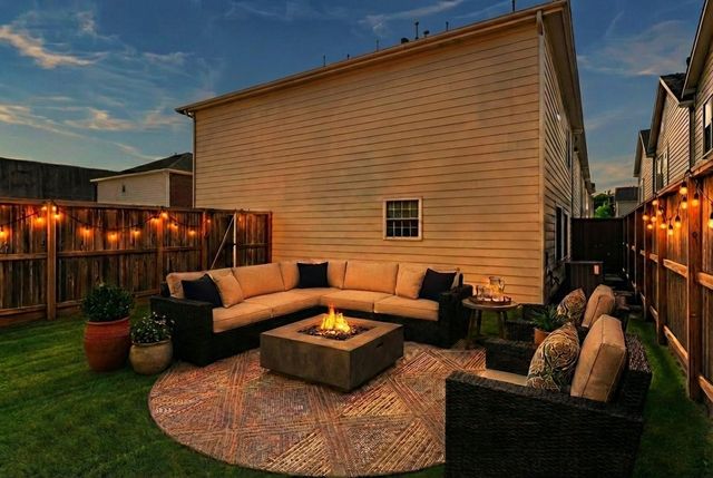 3719 Main Aspen Drive, Houston, TX 77025