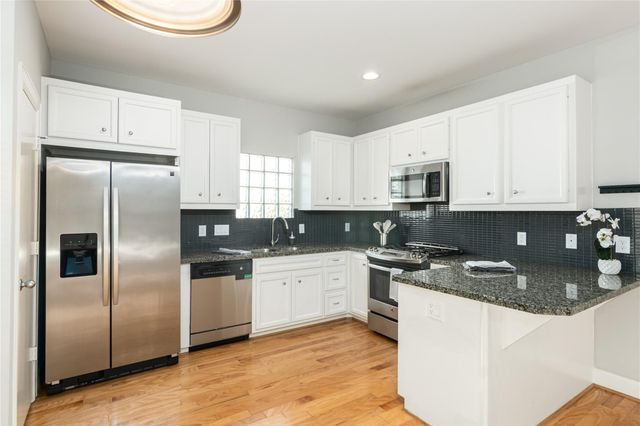 3719 Main Aspen Drive, Houston, TX 77025