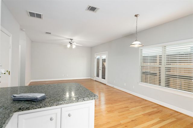 3719 Main Aspen Drive, Houston, TX 77025