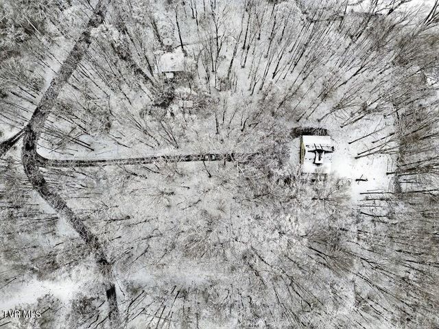 12034 Waterhouse Lane, Meadowview, VA 24361