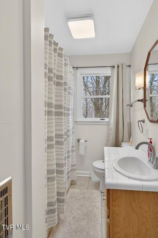 12034 Waterhouse Lane, Meadowview, VA 24361