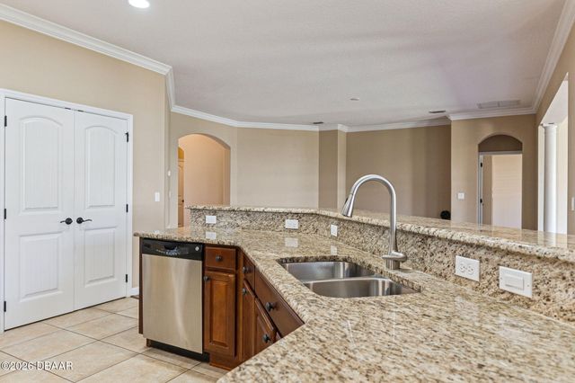 1627 Victoria Gardens Drive, Deland, FL 32724