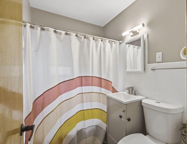 4022 N 49th STREET, Milwaukee, WI 53216