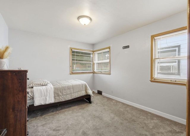 4022 N 49th STREET, Milwaukee, WI 53216
