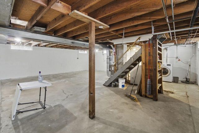 4022 N 49th STREET, Milwaukee, WI 53216