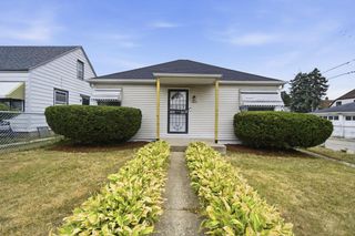 4022 N 49th STREET, Milwaukee, WI 53216