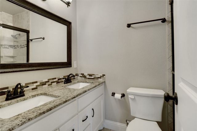 110 Wildbriar Street, Euless, TX 76039