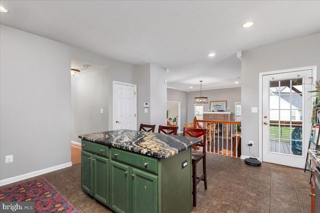 107 HIGHFIELD LN, Front Royal, VA 22630